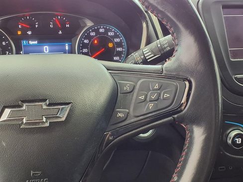 Used 2022 Chevrolet Equinox RS FWD image 12