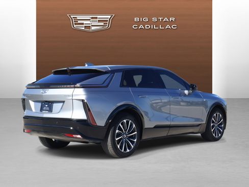 Certified 2024 Cadillac Lyriq Sport w/ LPO, Floor Liner Package image 5