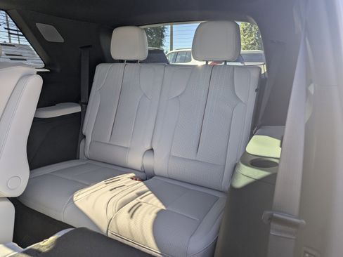 New 2026 Cadillac Vistiq Sport image 23