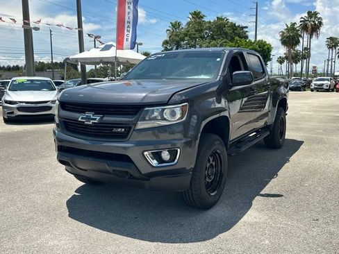 Used 2017 Chevrolet Colorado Z71 RWD image 2