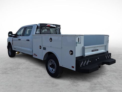 New 2026 Ford F350 XL w/ XL Chrome Package AWD/4WD image 7