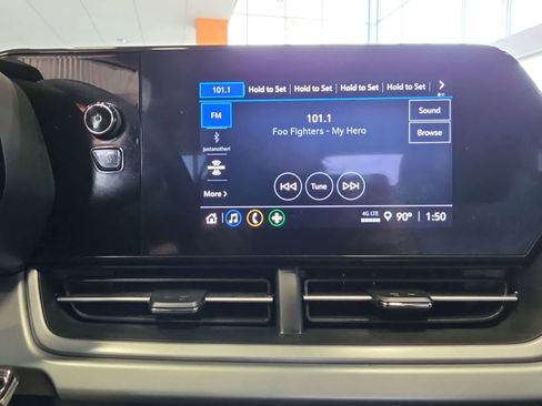 Used 2024 Chevrolet Trax LS w/ LS Convenience Package FWD image 25