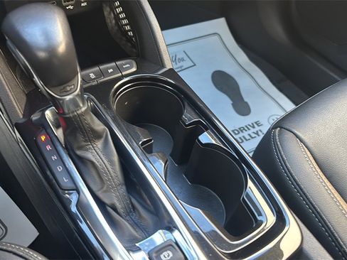 Used 2021 Chevrolet TrailBlazer ACTIV w/ Convenience Package image 19