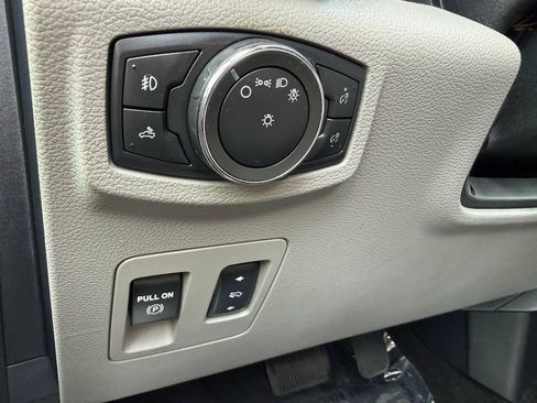 Used 2016 Ford F150 XLT w/ Equipment Group 301A Mid AWD/4WD image 29