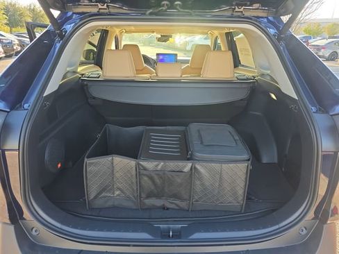 New 2025 Toyota RAV4 Limited image 12