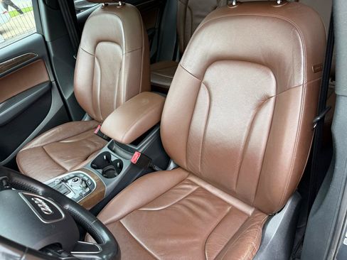Used 2017 Audi Q5 2.0T Premium Plus w/ Technology Package AWD/4WD image 6