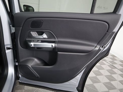 Certified 2026 Mercedes-Benz GLB 250 image 28