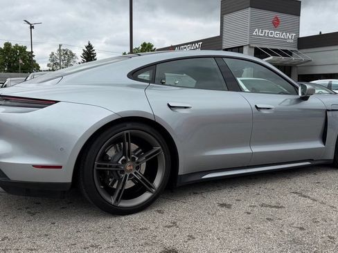 Used 2020 Porsche Taycan Turbo AWD/4WD image 8