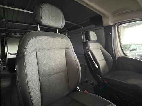 Used 2025 RAM ProMaster 2500 image 26