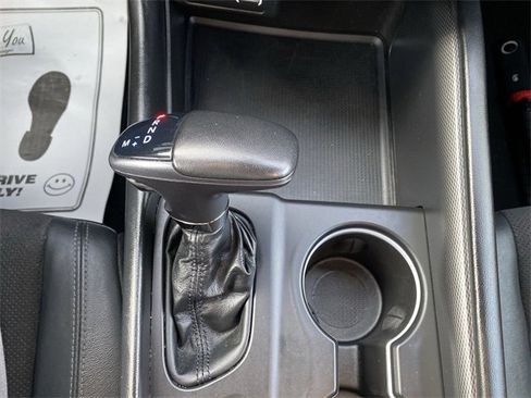Used 2022 Dodge Durango GT image 21