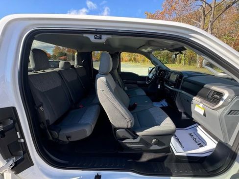 Used 2023 Ford F150 XLT AWD/4WD image 14