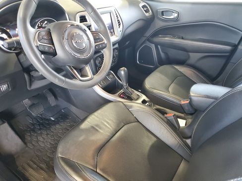 Used 2021 Jeep Compass Latitude w/ Sun and Sound Group FWD image 16