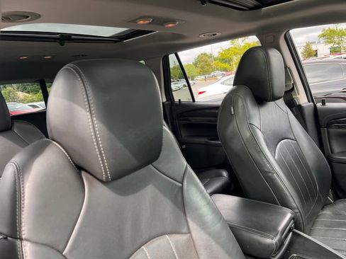 Used 2017 Buick Enclave Premium FWD image 36