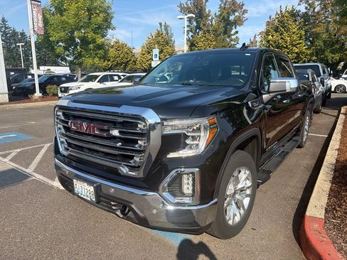 Used 2020 GMC Sierra 1500 SLT w/ SLT Premium Plus Package AWD/4WD image 3