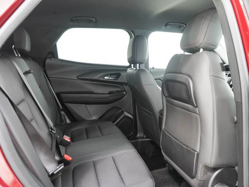 Used 2023 Chevrolet TrailBlazer RS w/ Convenience Package AWD/4WD image 13