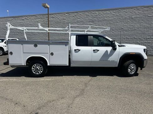 New 2026 GMC Sierra 2500 Pro w/ Convenience Package RWD image 4