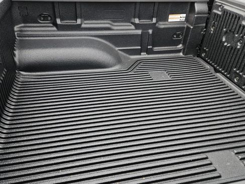 New 2026 Nissan Frontier SV w/ Tow Package RWD image 9