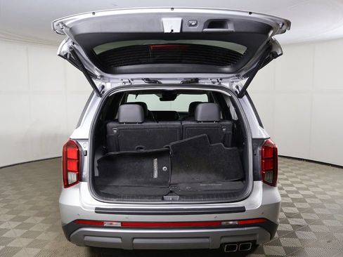 Certified 2025 Hyundai Palisade SEL AWD/4WD image 20