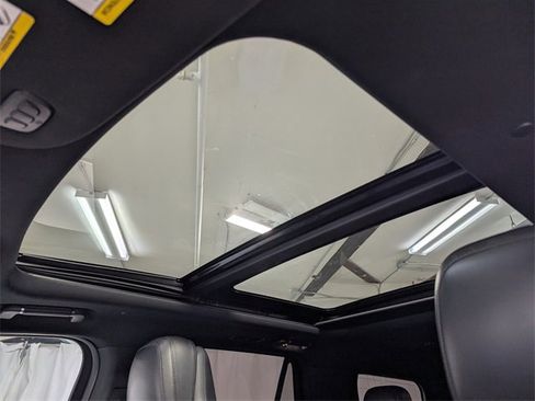 Used 2020 Lincoln Navigator Reserve w/ Equipment Group 208A Reserve image 15