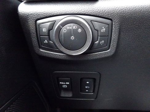 Used 2018 Ford F150 XLT w/ Equipment Group 302A Luxury image 29