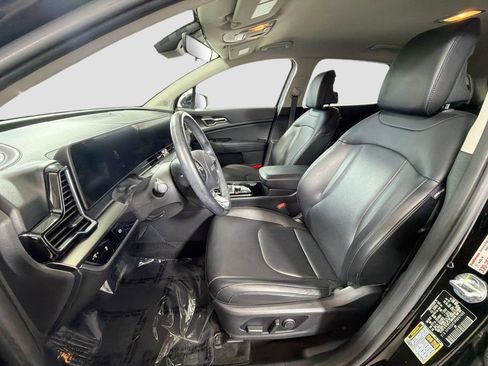 Used 2023 Kia Sportage EX FWD image 23