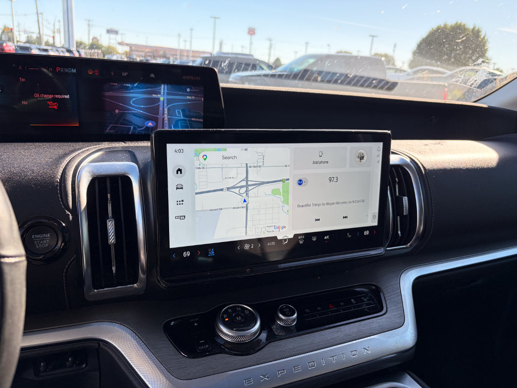 Used 2025 Ford Expedition Max Platinum AWD/4WD image 21