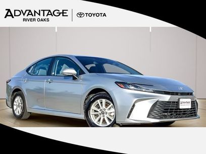 Used 2026 Toyota Camry LE w/ Convenience Package