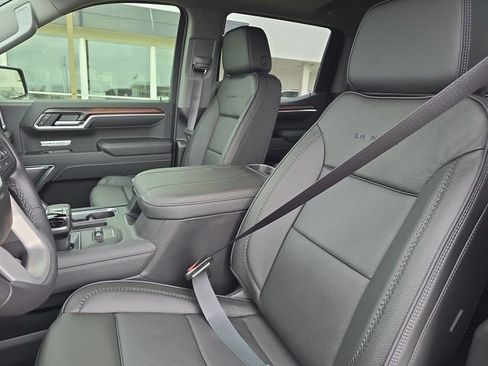 New 2026 GMC Sierra 1500 Denali AWD/4WD image 5