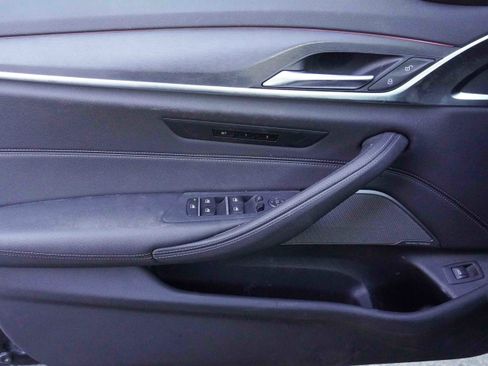 Certified 2023 BMW 530i xDrive w/ M Sport Package image 31