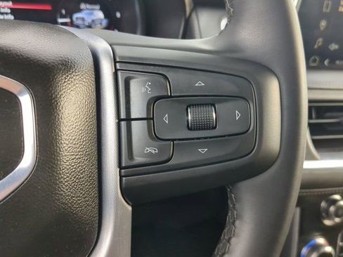 Used 2024 GMC Yukon SLE w/ Gmc Pro Safety Plus Package image 24