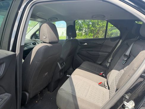 Used 2023 Chevrolet Equinox LT AWD/4WD image 11