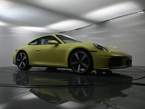 Used 2025 Porsche 911 Carrera image 51