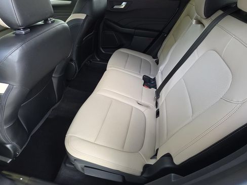 Used 2022 Ford Escape SEL FWD image 10