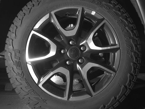Used 2025 Jeep Compass Trailhawk AWD/4WD image 15