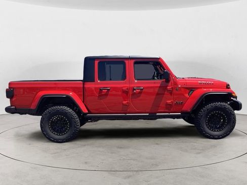 New 2025 Jeep Gladiator Willys image 6