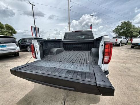 Used 2024 GMC Sierra 1500 Elevation AWD/4WD image 25