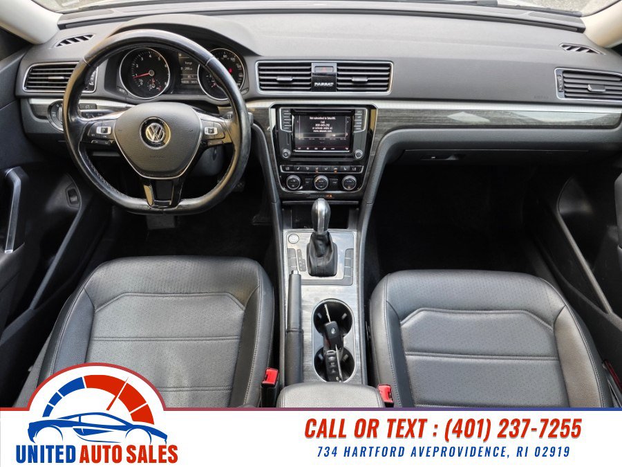 Used 2018 Volkswagen Passat 2.0T SE w/ SE Lighting Package FWD image 14