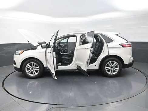 Used 2019 Ford Edge SEL w/ Equipment Group 201A AWD/4WD image 35