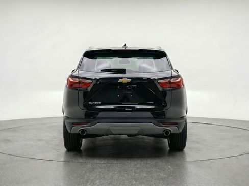 Used 2025 Chevrolet Blazer LT FWD image 7