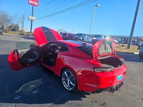 Used 2022 Chevrolet Camaro LT w/ RS Package RWD image 43