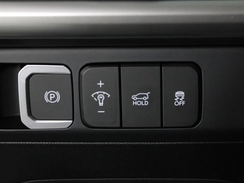 Certified 2026 Hyundai Santa Fe SEL FWD image 25