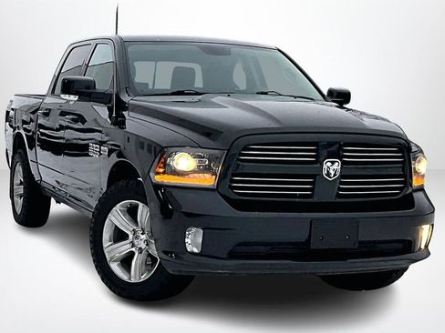 Used 2016 RAM 1500 Sport image 3
