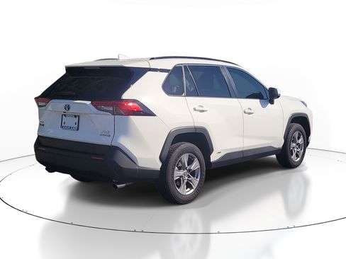 Certified 2024 Toyota RAV4 XLE w/ Convenience Package AWD/4WD image 7
