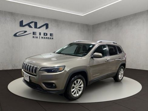 Used 2019 Jeep Cherokee Latitude w/ Popular Appearance Group image 5