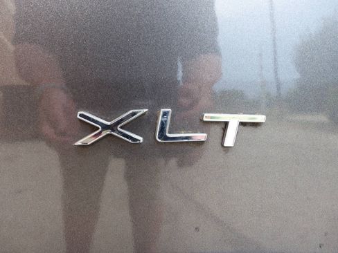 Used 2016 Ford Transit Connect XLT FWD image 15