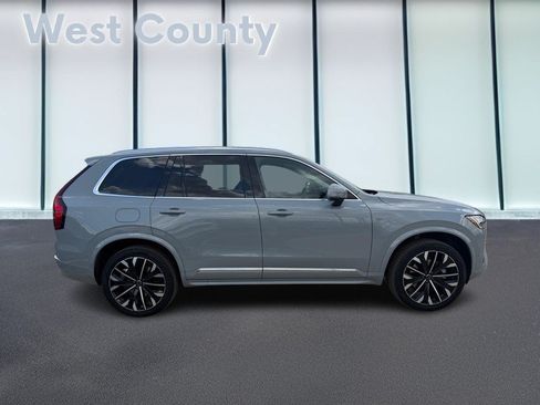 Certified 2026 Volvo XC90 B6 Plus AWD/4WD image 2