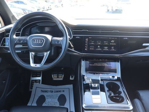 Used 2022 Audi SQ7 Prestige w/ Prestige Package image 12