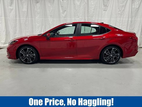 Used 2026 Toyota Camry XSE FWD image 4