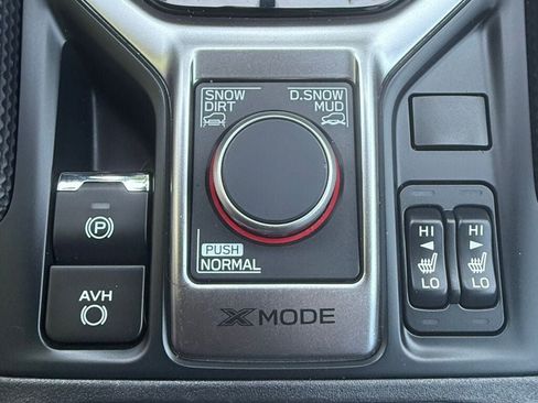 Used 2023 Subaru Forester Limited AWD/4WD image 32