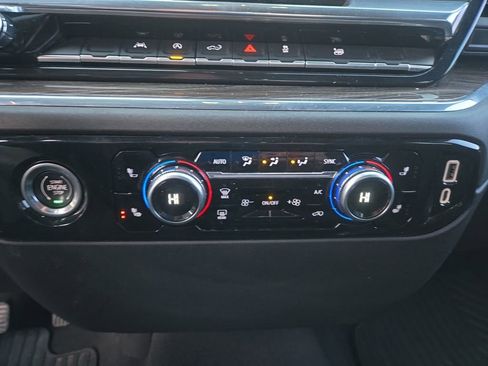 Used 2023 GMC Sierra 1500 Elevation image 30